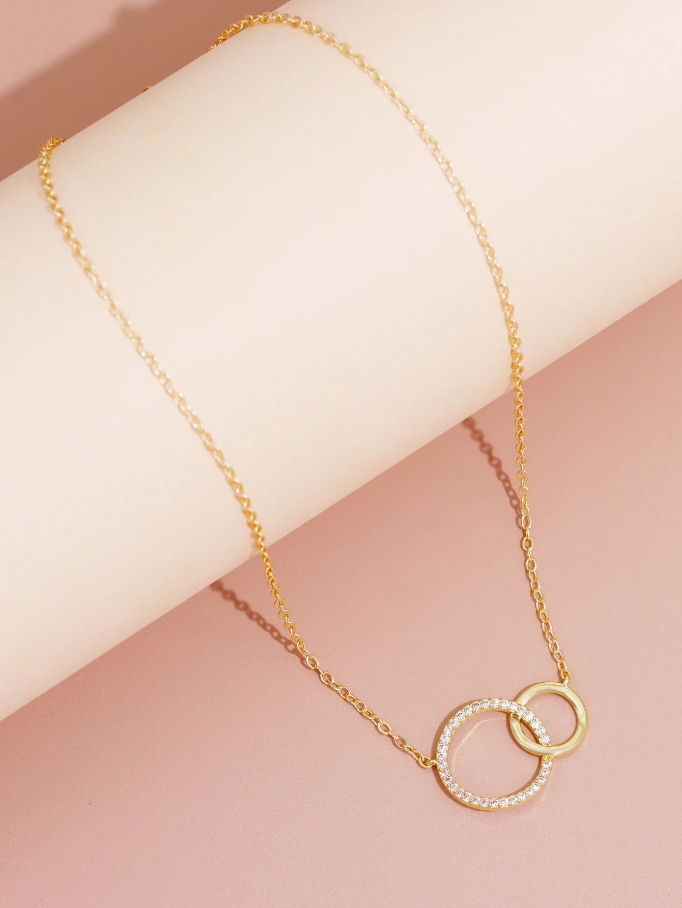 Double Circle Pendant Necklace™