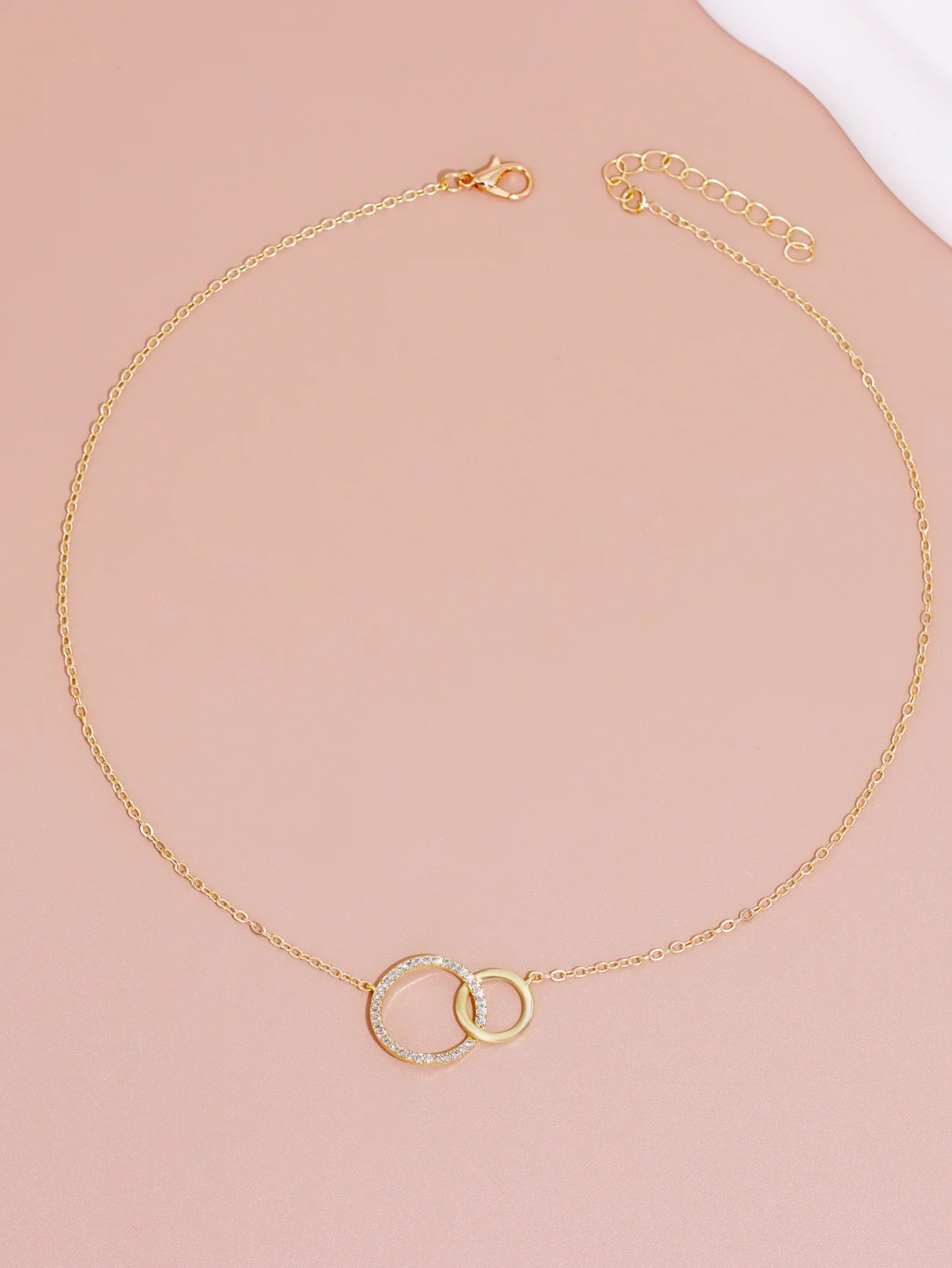 Double Circle Pendant Necklace™